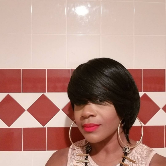 Meet your Posher, Bridgette - Picture 1 of 1